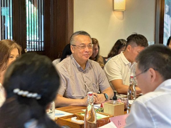 Strengthening Ties between Ko Samui and Tujiajin