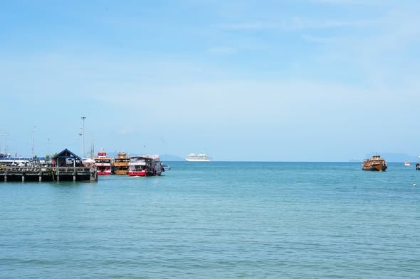 Luxury Cruise Ships Dock at Na Thon Bay, Koh Samui