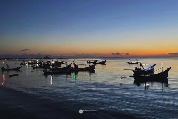 Nathon in the Evening: Discover the Heart of Koh Samui